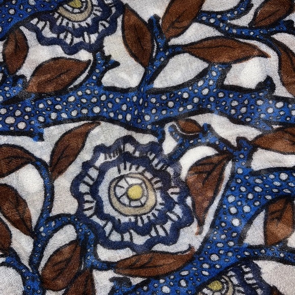 Louis Vuitton Silk Cashmere Cobalt Blue Sarong - Picture 8 of 14